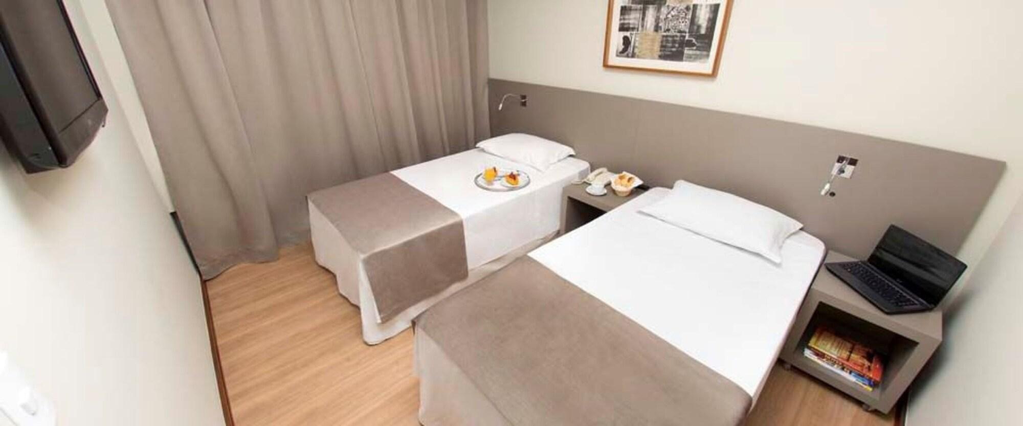 Alta Reggia Plaza Hotel Curitiba Kültér fotó