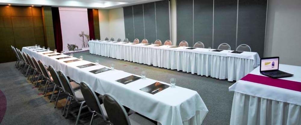 Alta Reggia Plaza Hotel Curitiba Kültér fotó