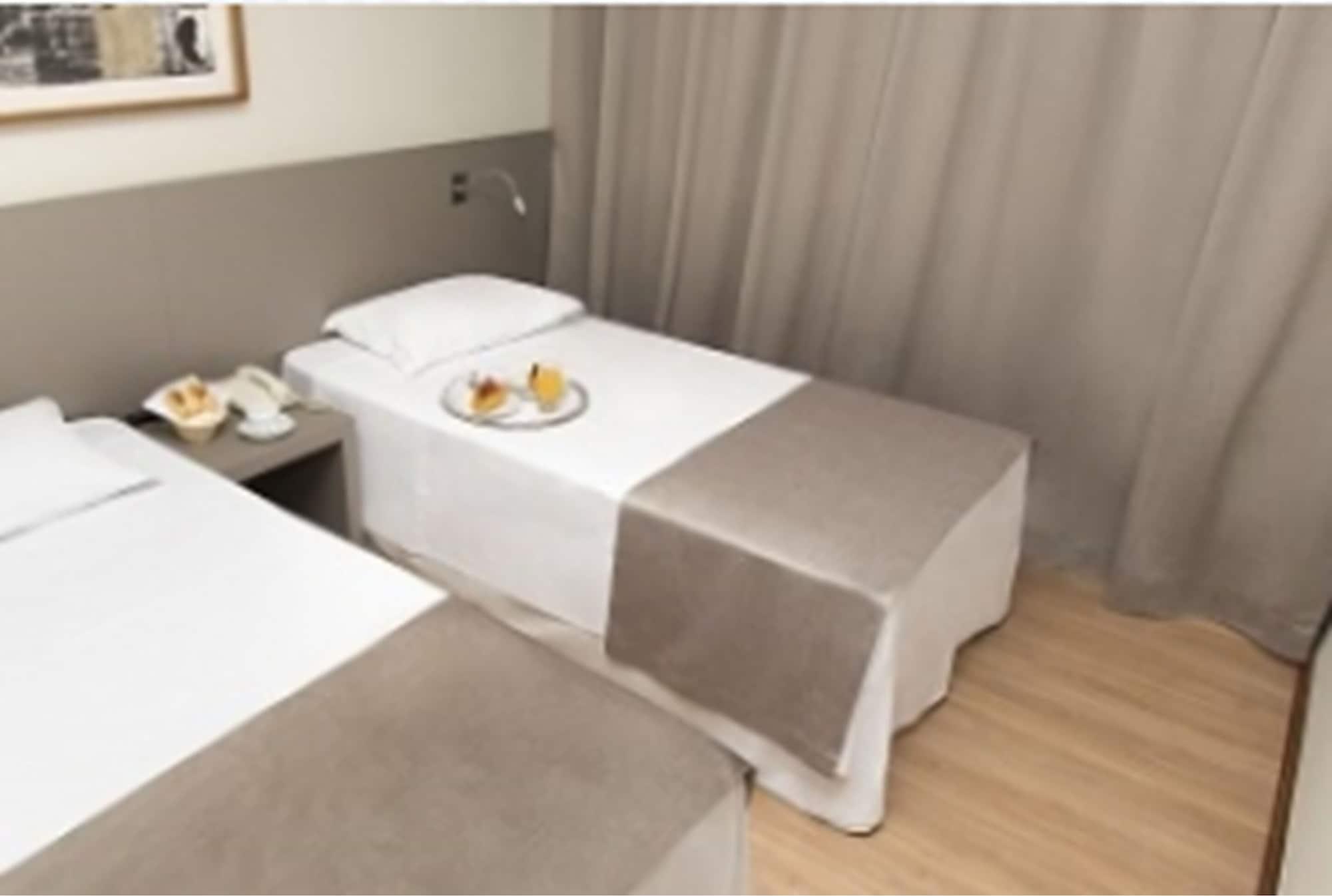 Alta Reggia Plaza Hotel Curitiba Kültér fotó