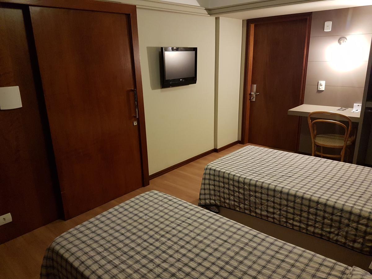 Alta Reggia Plaza Hotel Curitiba Kültér fotó